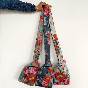 Carlton Yaito Knot Bag